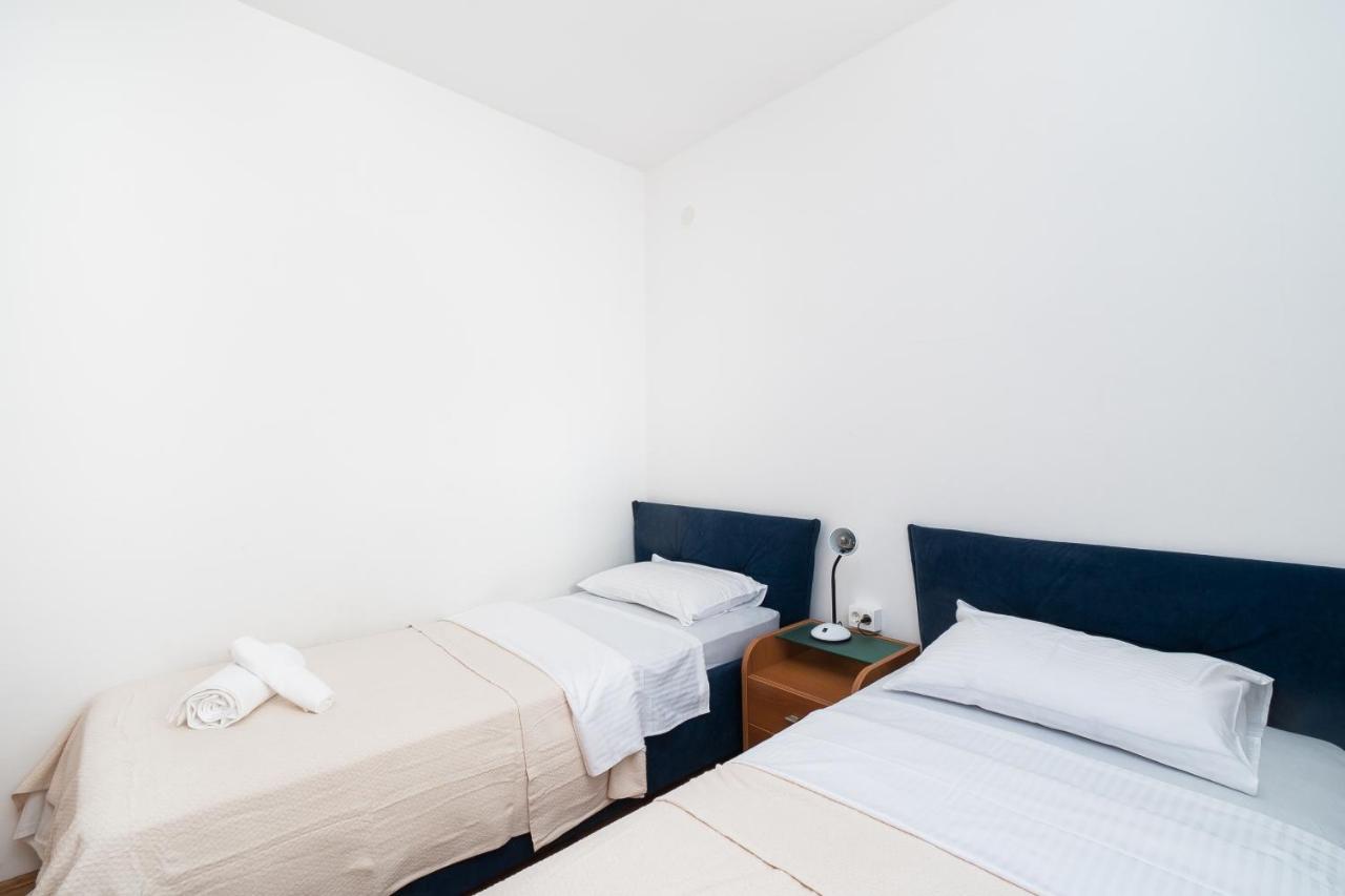 Rimagis Apartments 扎博里克 外观 照片