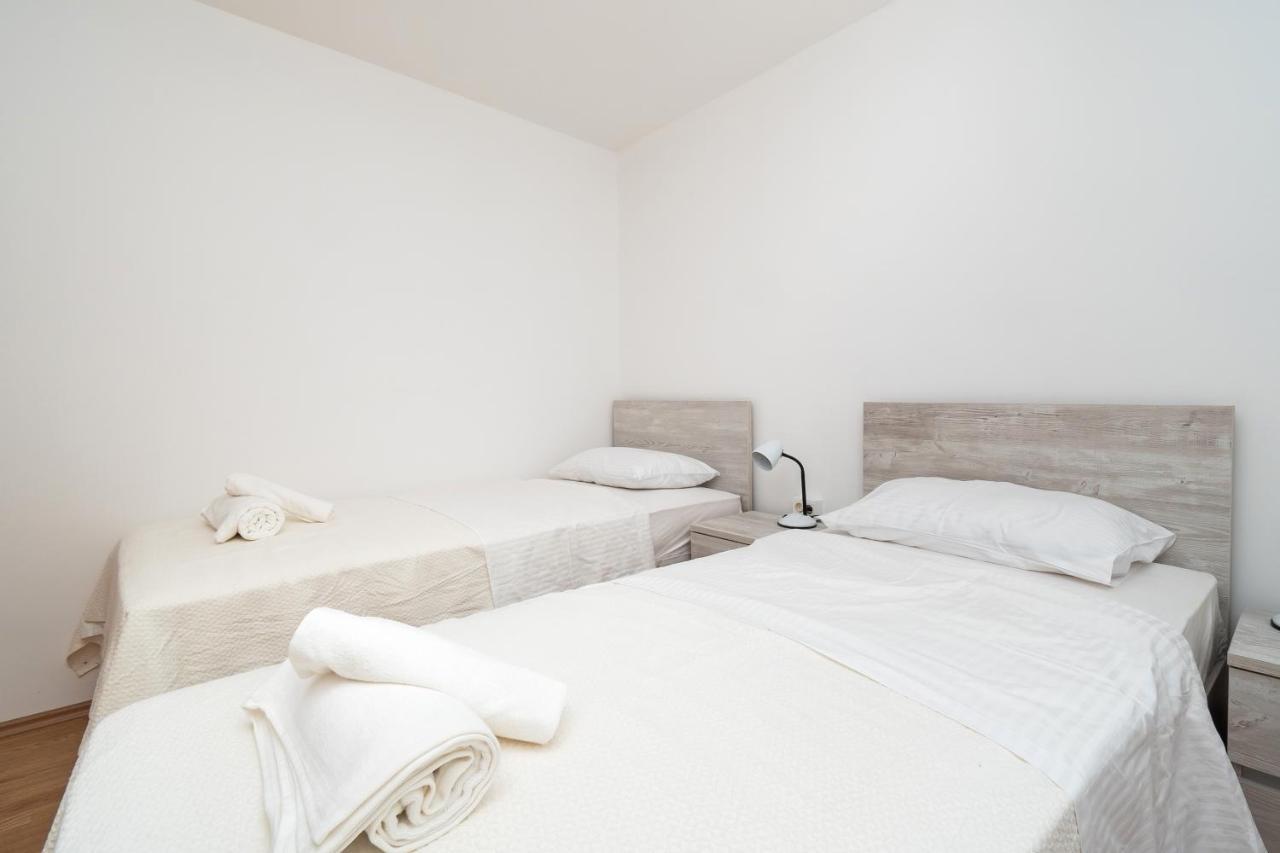 Rimagis Apartments 扎博里克 外观 照片