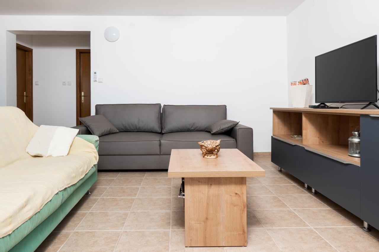 Rimagis Apartments 扎博里克 外观 照片